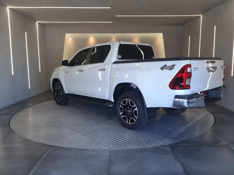 Toyota Hilux Cd Srx 4X4 28 TDI 16V Diesel Automático - foto 8