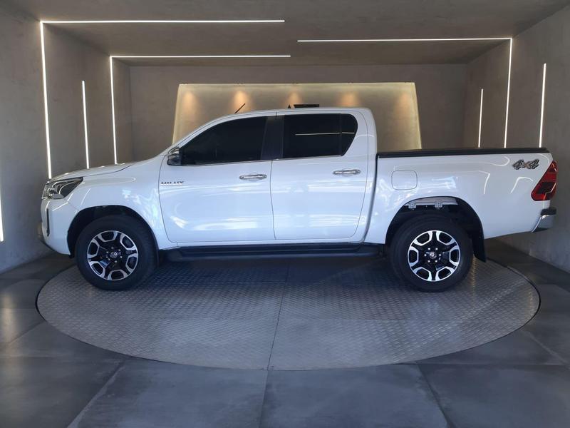Toyota Hilux Cd Srx 4X4 28 TDI 16V Diesel Automático - foto 6