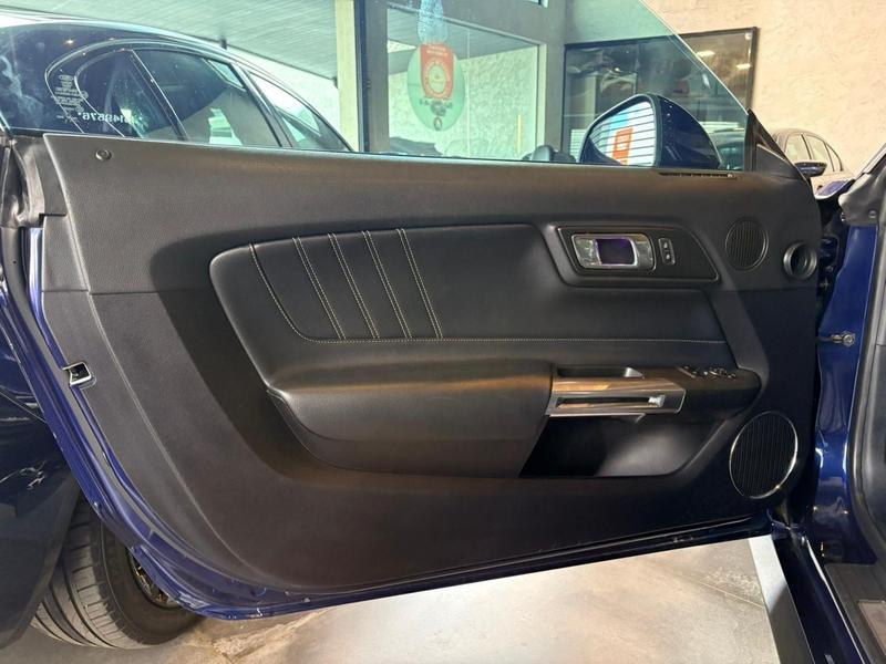 Ford Mustang GT Premium 5.0 426 Cv - foto 5