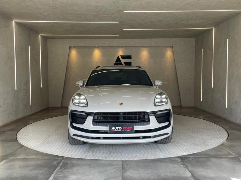 Porsche Macan 2.0 Turbo - foto 2