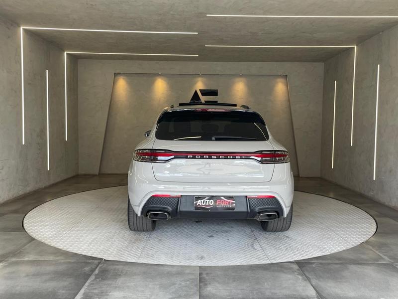 Porsche Macan 2.0 Turbo - foto 5