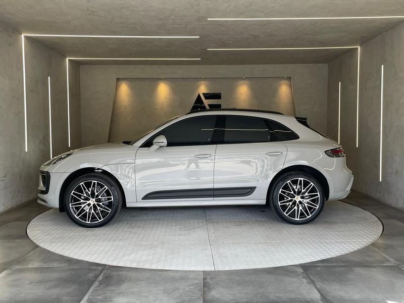 Porsche Macan 2.0 Turbo - foto 6