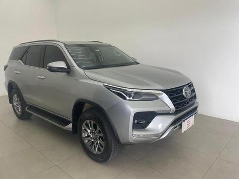 Toyota Sw4 SRX 4X4 2.8 TB 5LUG AT 2022