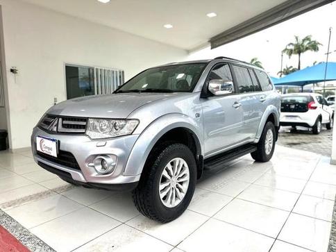 MITSUBISHI PAJERO DAKAR HPE 4X4 DIESEL 7 LUGARES