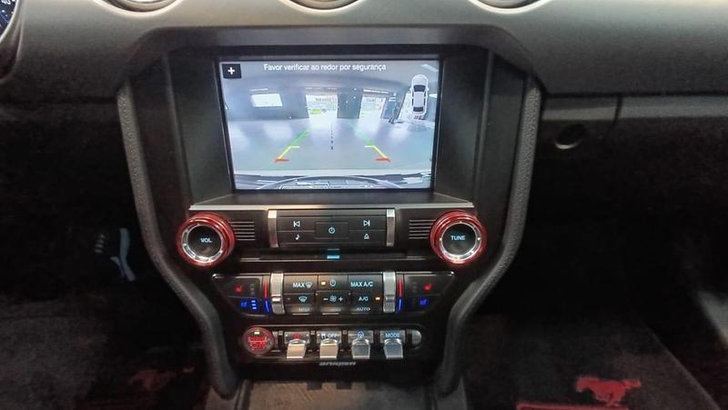 Ford Mustang GT - foto 18
