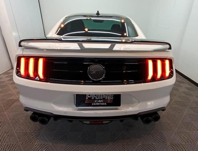 Ford Mustang GT - foto 4