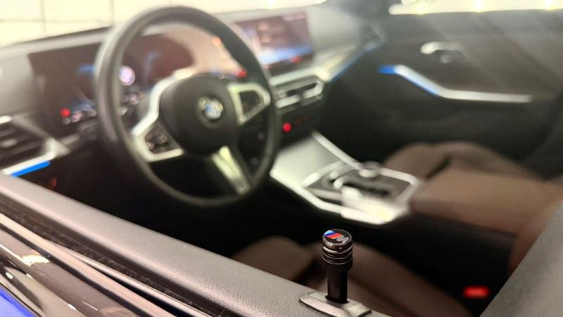 BMW 320i M Sport Flex - foto 13