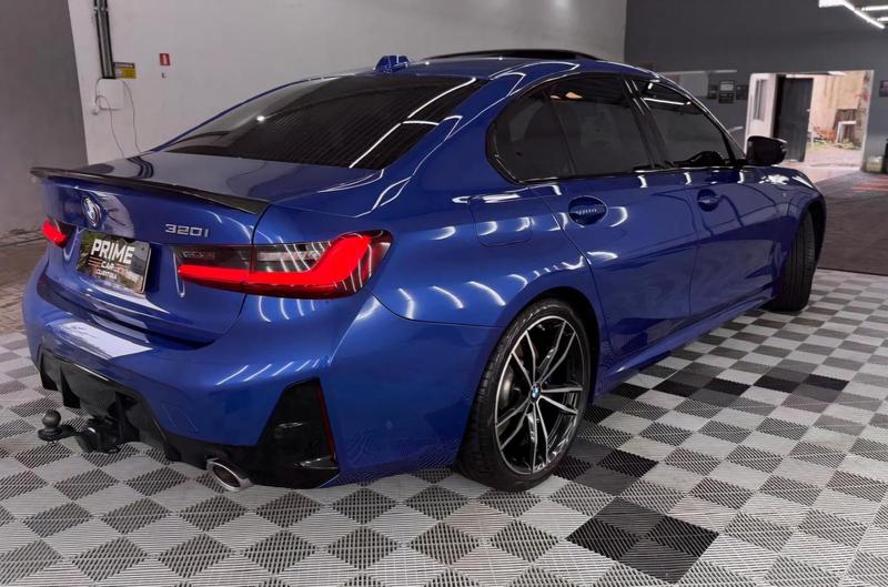 BMW 320i M Sport Flex - foto 5