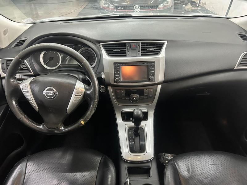 Nissan Sentra 20sl CVT - foto 9