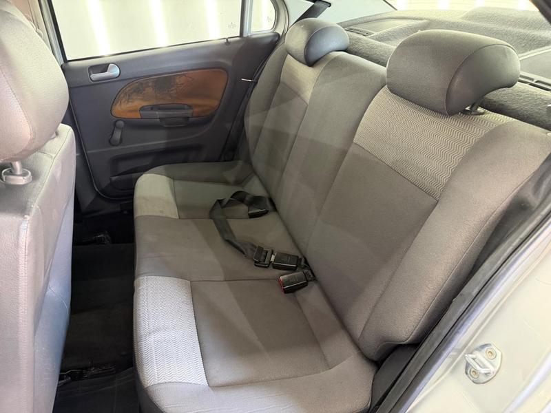 Volkswagen Voyage 1.0 - foto 10