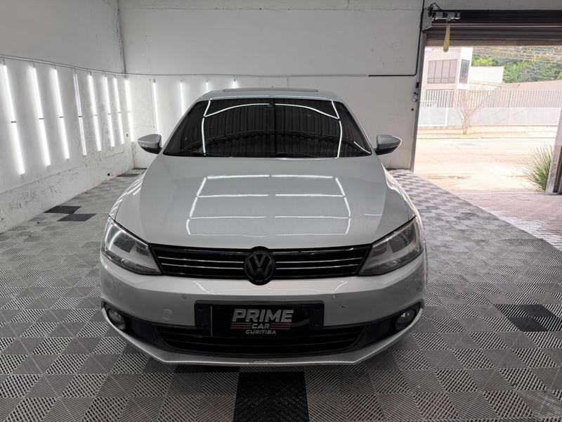 Volkswagen Jetta 2.0 - foto 2
