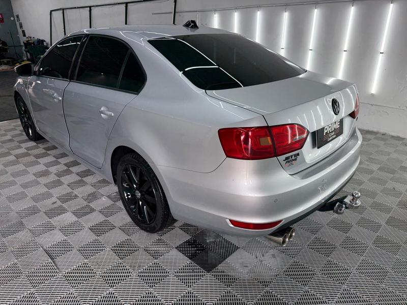 Volkswagen Jetta 2.0 - foto 5