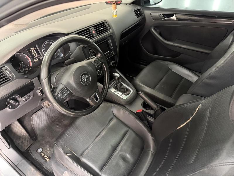 Volkswagen Jetta 2.0 - foto 8