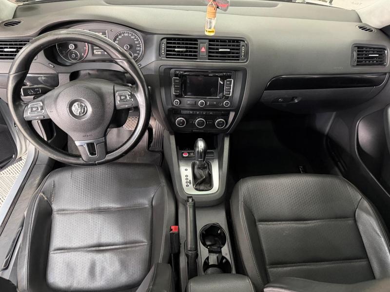 Volkswagen Jetta 2.0 - foto 9