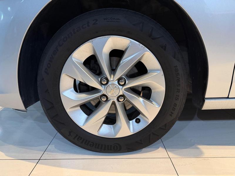 Chevrolet Onix 10tmt - foto 15