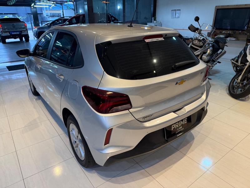 Chevrolet Onix 10tmt - foto 7