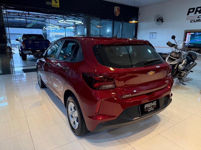 Chevrolet Onix 10mt Hb - foto 14