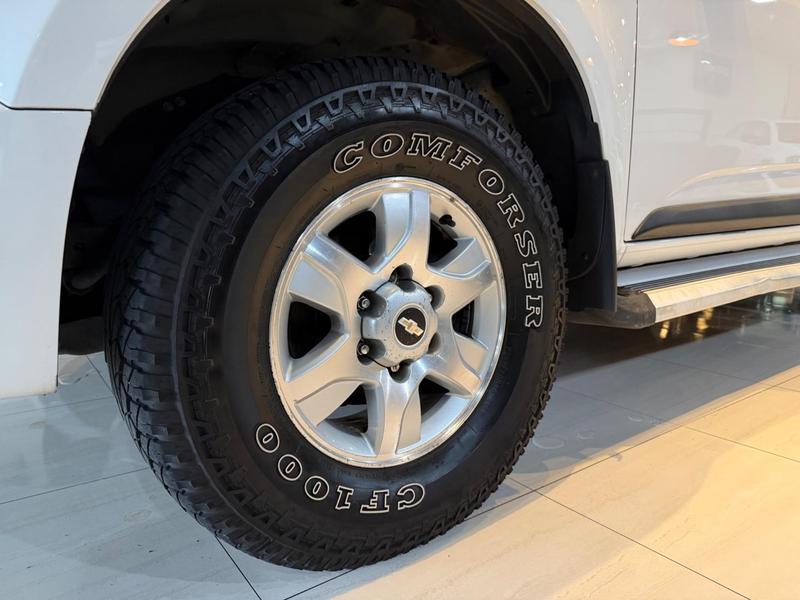 Chevrolet S10 LT - foto 11