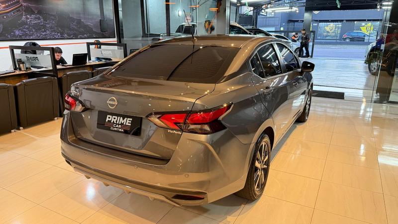 Nissan Versa Advnc CVT - foto 5