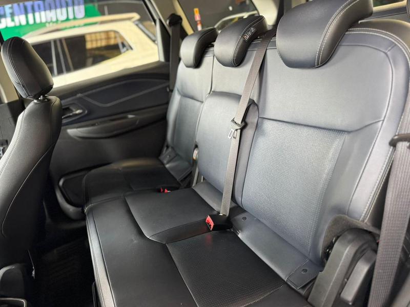 Chevrolet Spin 18l At Premier - foto 14