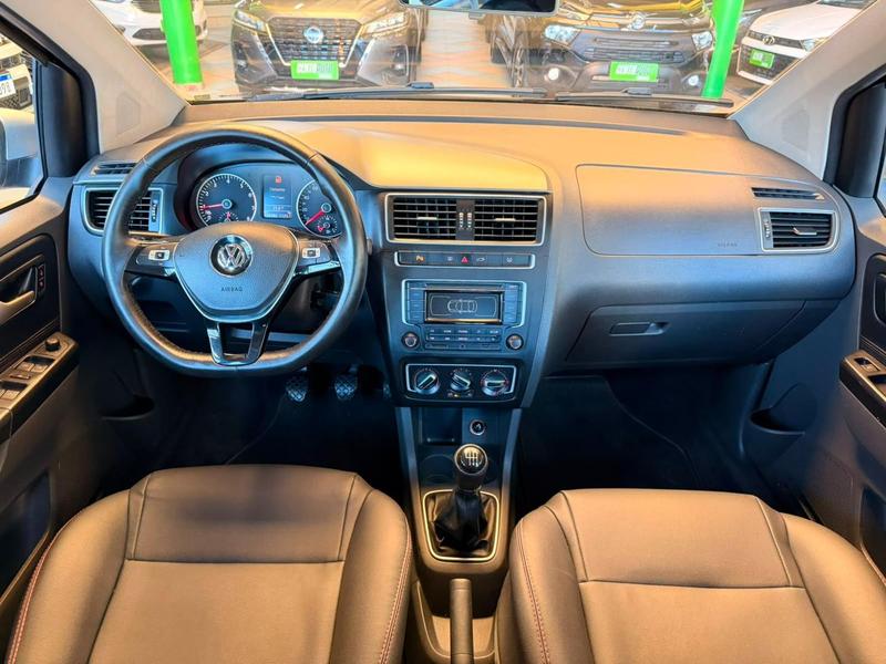 Volkswagen CrossFox 1.6 T. Flex 16V 5P - foto 9