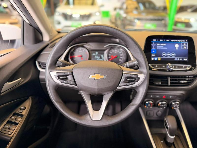 Chevrolet Onix Plus 10tat - foto 10