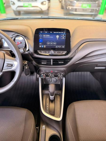Chevrolet Onix Plus 10tat - foto 11
