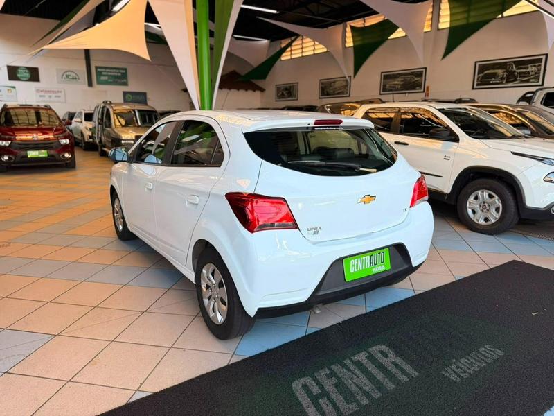 Chevrolet Onix 1.0 LT 8V Flex 4P Manual - foto 8