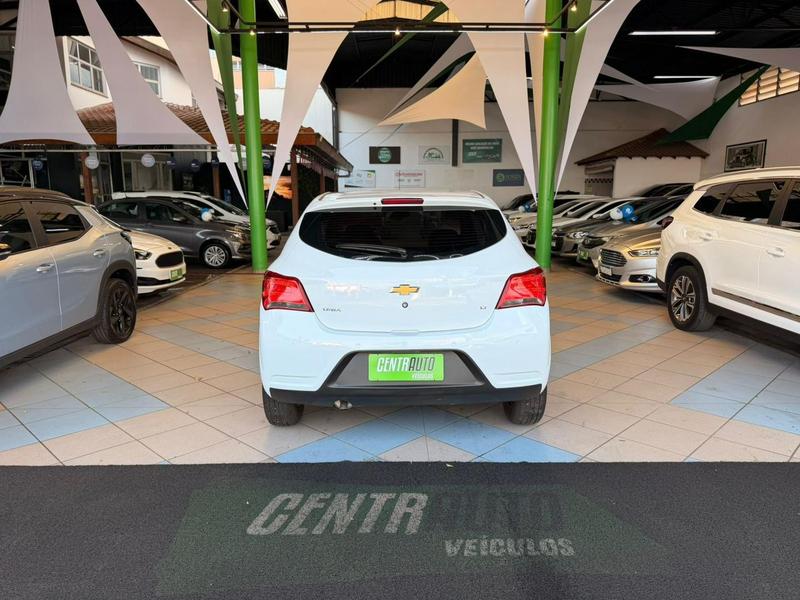 Chevrolet Onix 10mt LT - foto 7