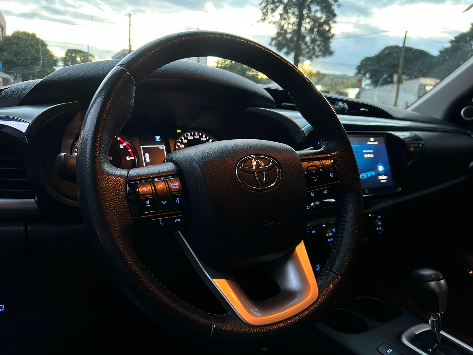 TOYOTA HILUX, hilux cdsrxa4fd, 2024