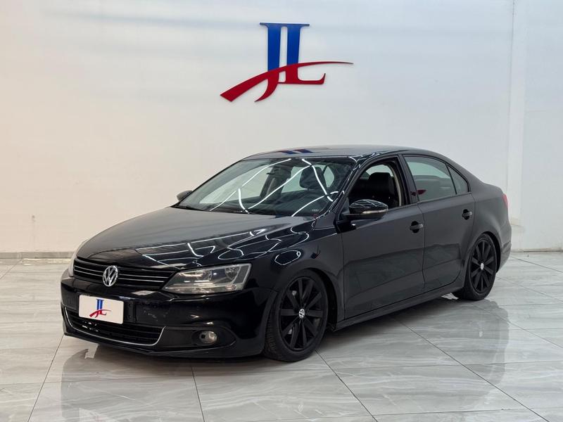 VOLKSWAGEN JETTA 2.0