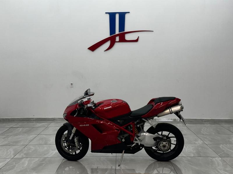 DUCATI 848