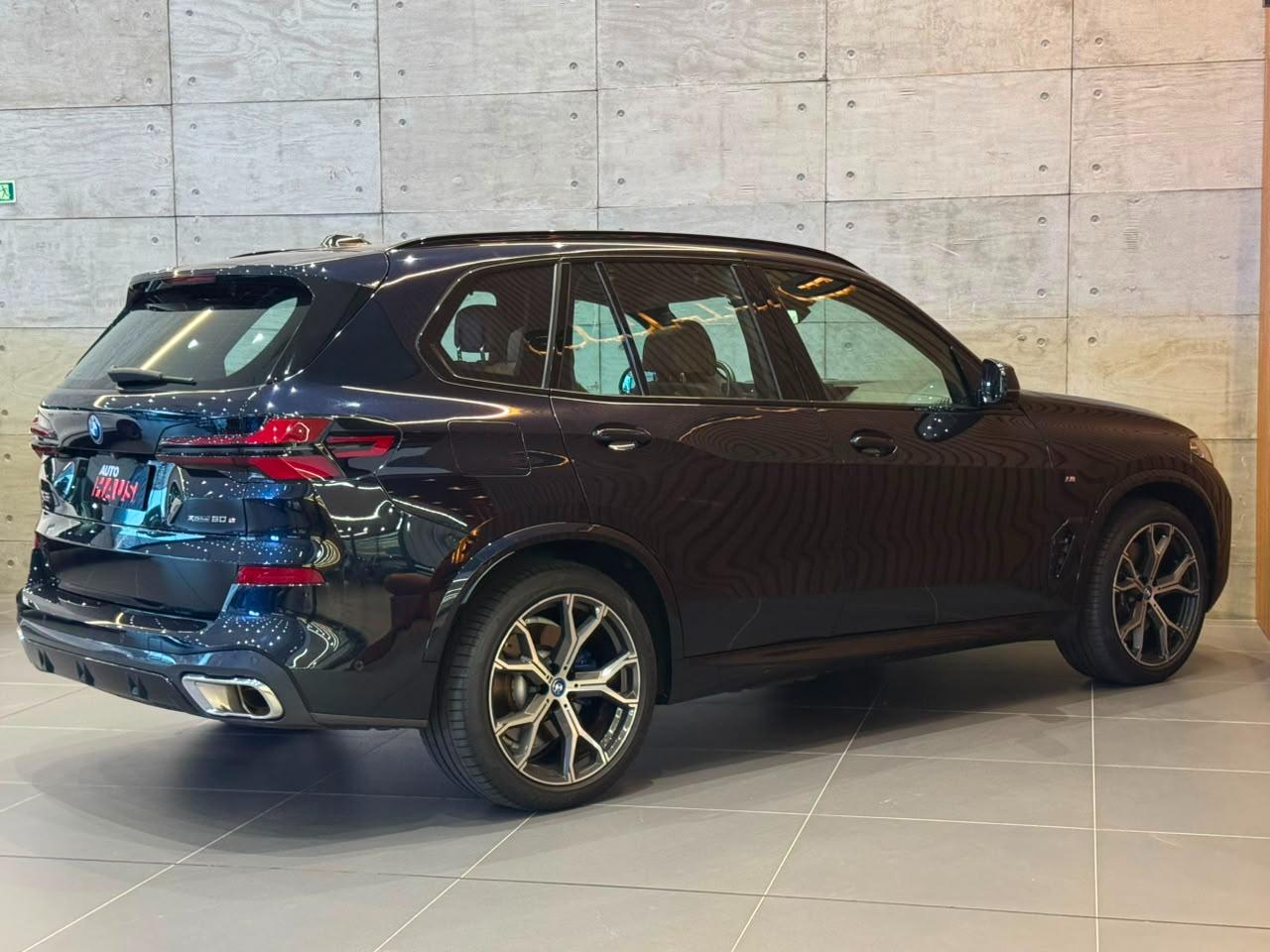 BMW X5 XDRIVE50E MSP 2024 - ÚNICO DONO - GARANTIA DE FÁBRICA - foto 4