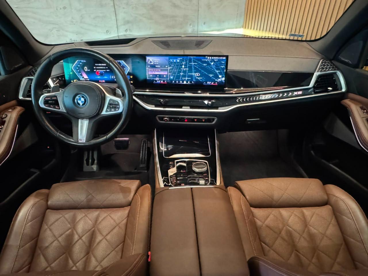 BMW X5 XDRIVE50E MSP 2024 - ÚNICO DONO - GARANTIA DE FÁBRICA - foto 13