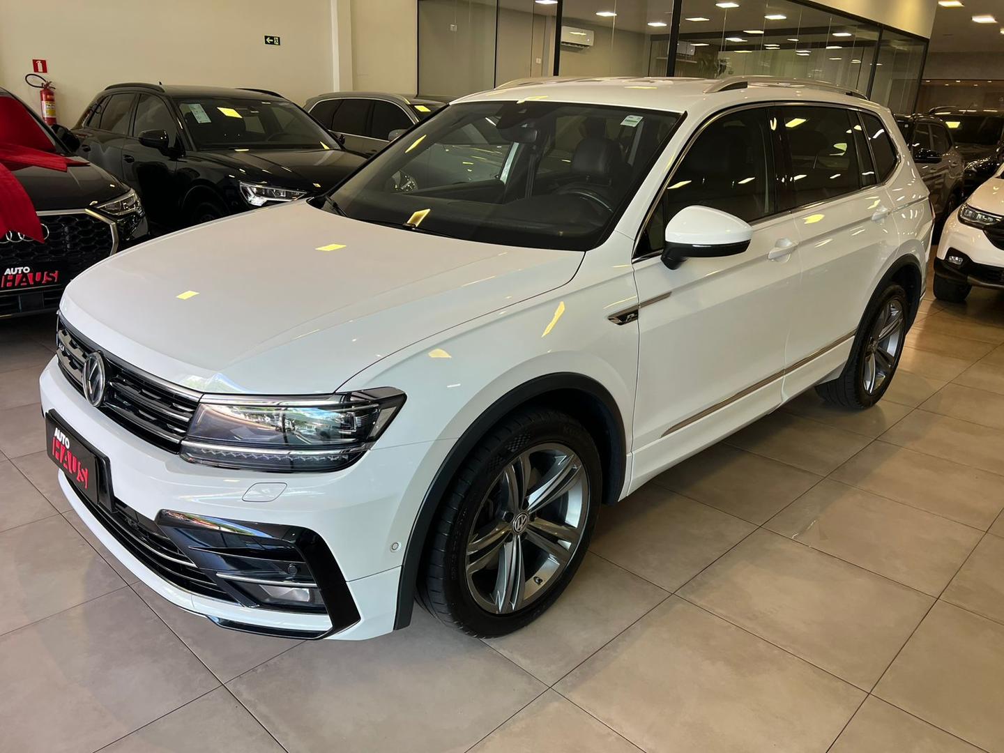 VOLKSWAGEN TIGUAN ALLSPACE RL 2018 - 07 LUGARES - foto 1