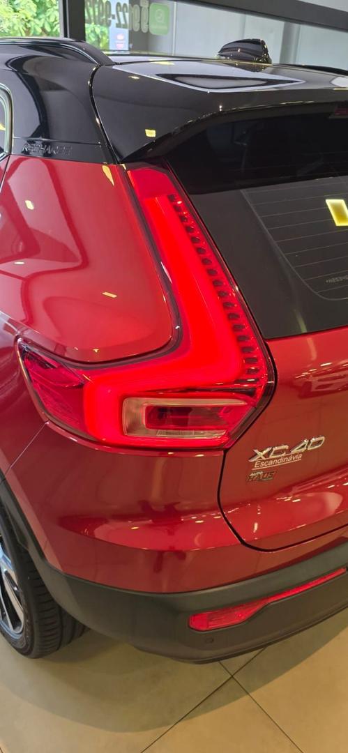 VOLVO XC40 T5H RDESIGN 2022 - foto 8