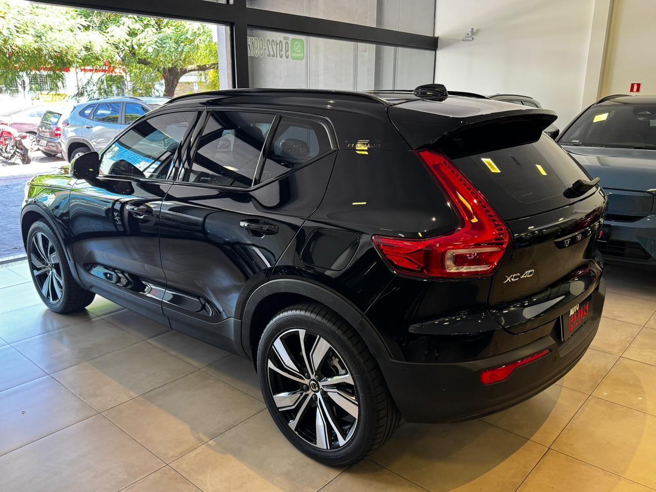 VOLVO XC40 RECHARGE PE 2022 - foto 4