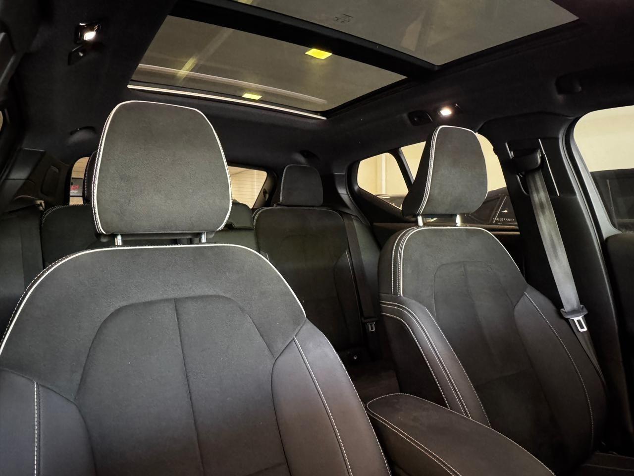 VOLVO XC40 RECHARGE PE 2022 - foto 14