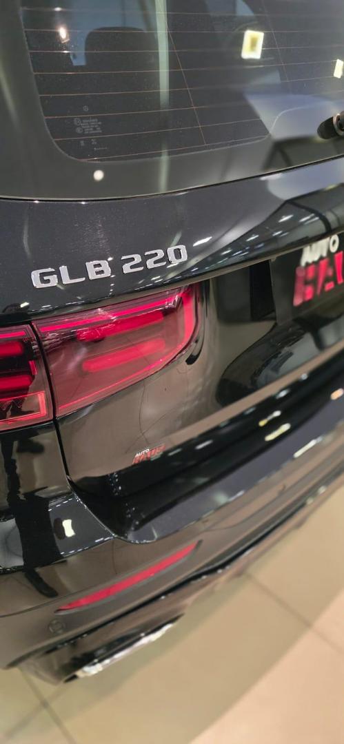 MERCEDES-BENZ GLB220 4M AMG L 2025 - foto 7