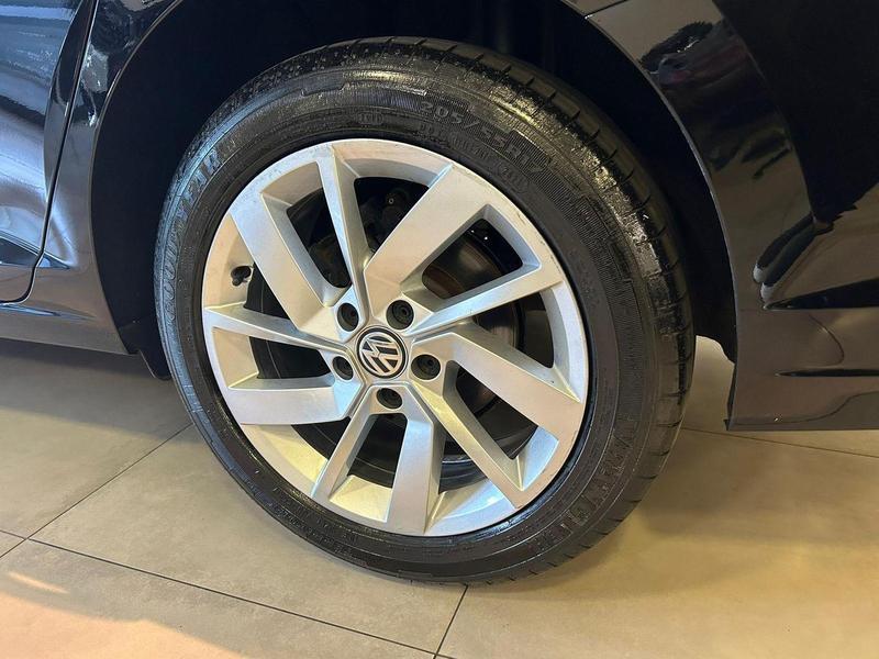  JETTA 1.4  COMFORTLINE COM TETO PANORAMICO - foto 16
