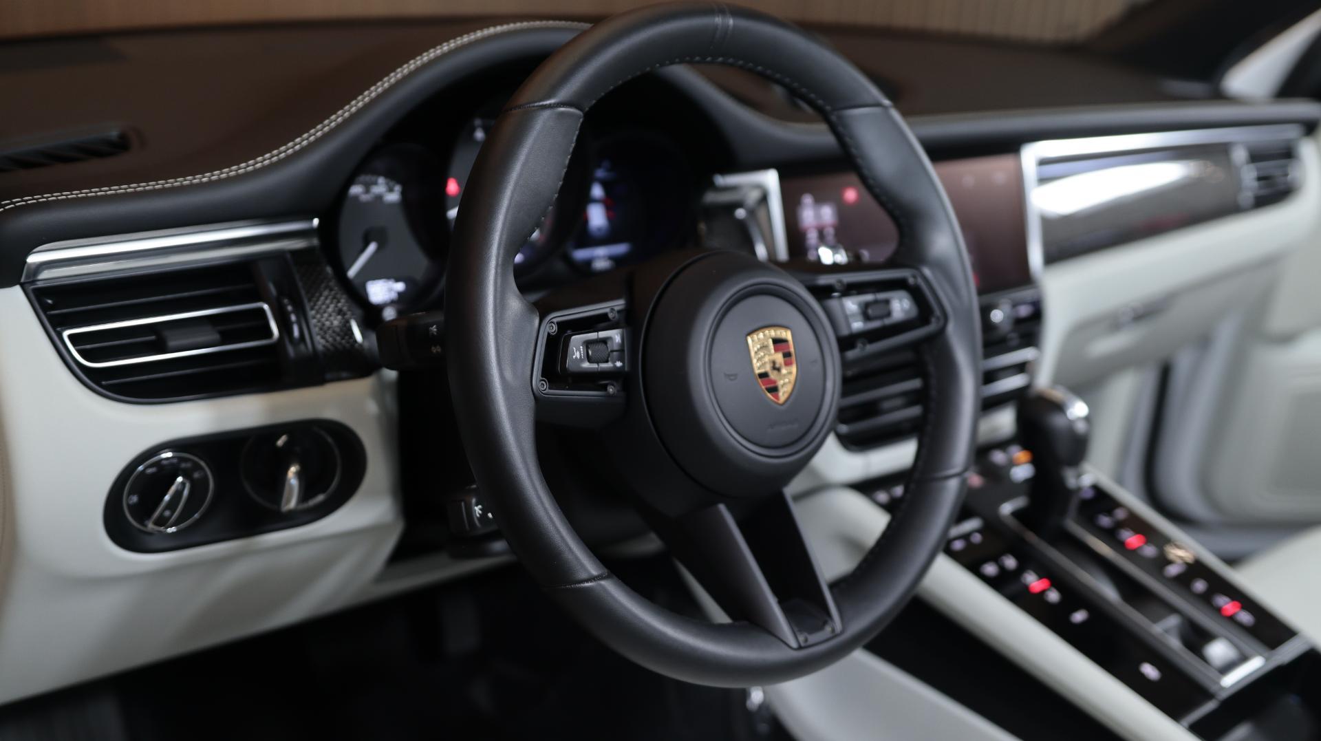 PORSCHE MACAN 2025 - foto 22