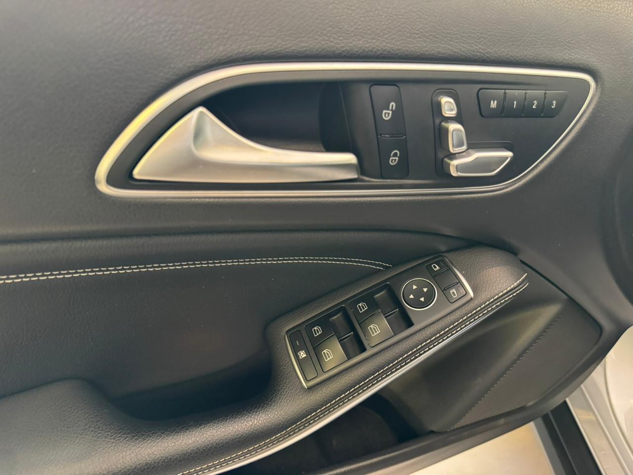 MERCEDES-BENZ GLA200FF 2019 - foto 8