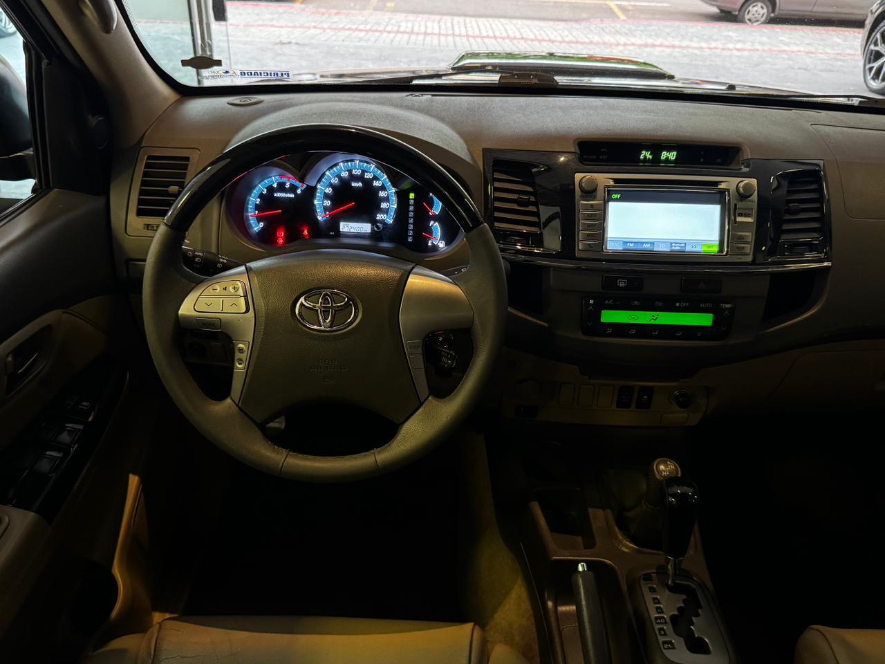 TOYOTA HILUXSW4 SRV4X4 2013 - foto 7
