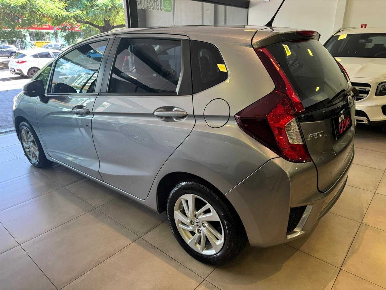 HONDA FIT LX CVT 2015 - foto 4