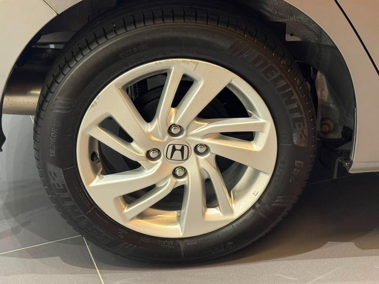 HONDA FIT LX CVT 2015 - foto 15