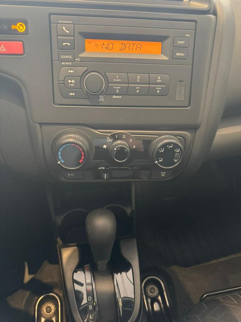 HONDA FIT LX CVT 2015 - foto 6