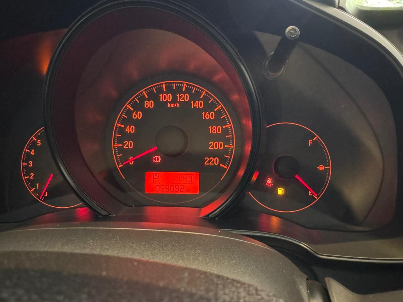 HONDA FIT LX CVT 2015 - foto 11