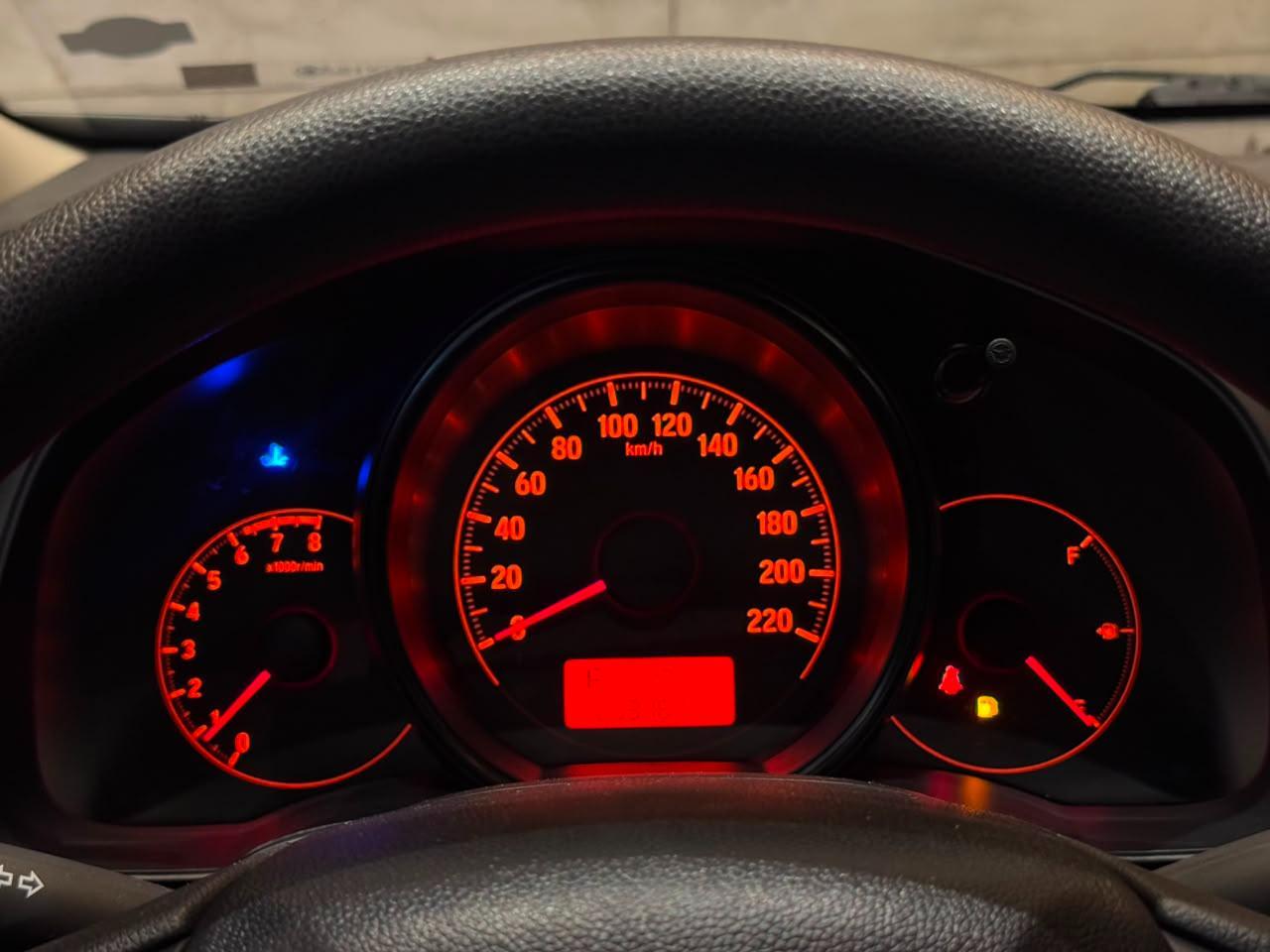 HONDA FIT LX CVT 2015 - foto 8