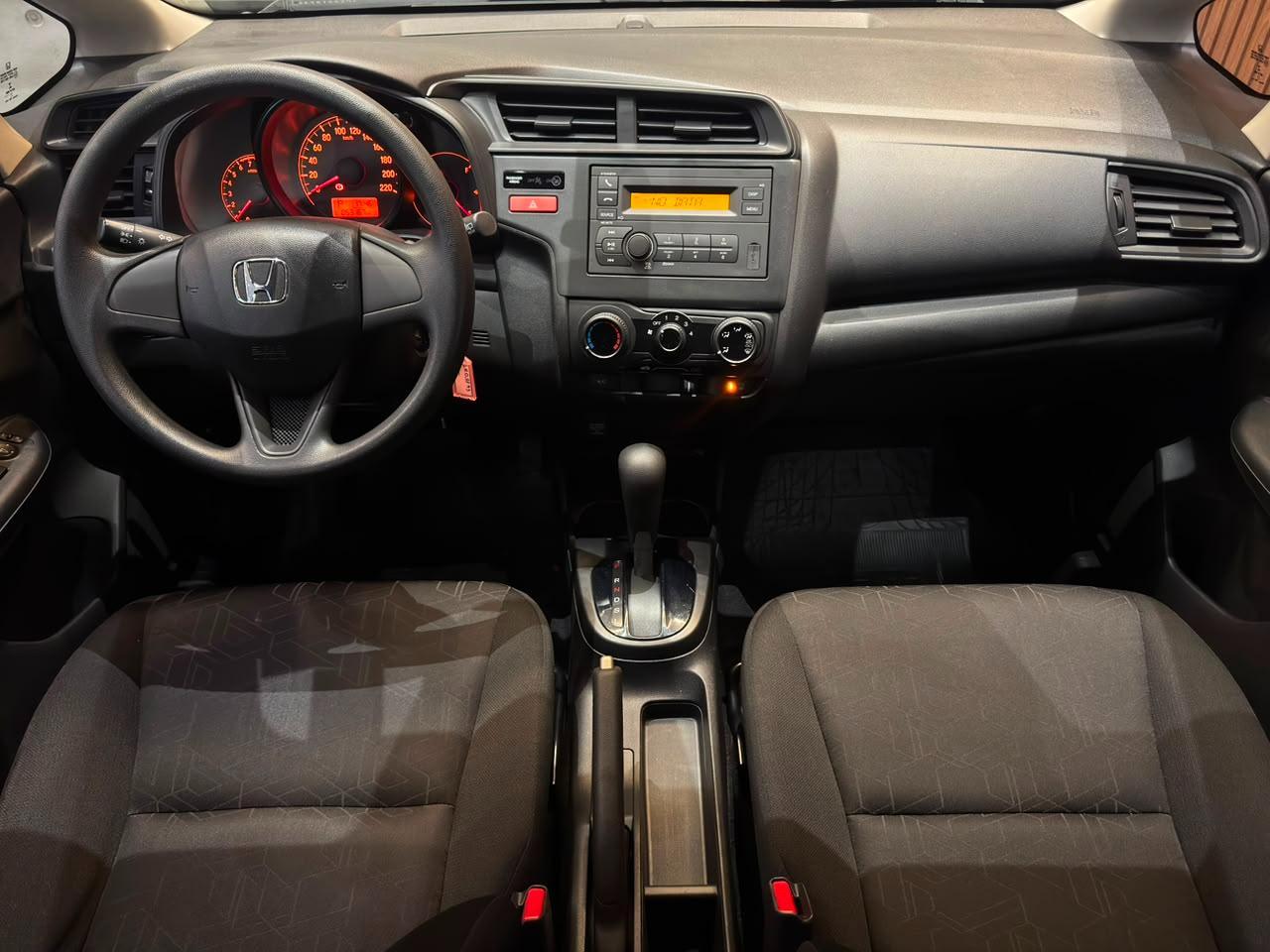 HONDA FIT LX CVT 2015 - foto 9