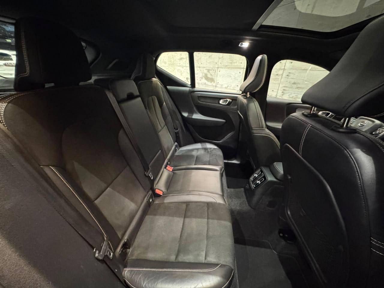 VOLVO XC40 T5H RDESIGN 2021 - foto 14